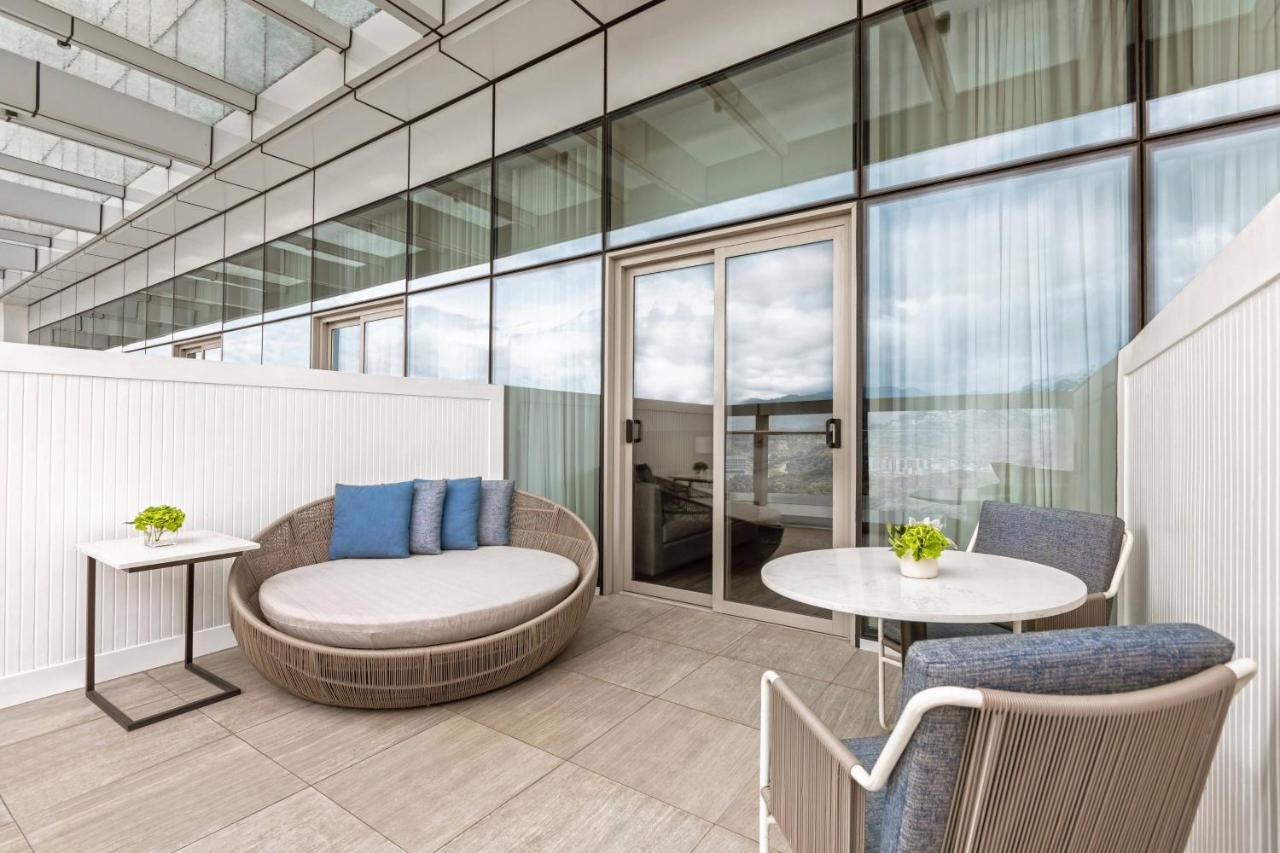 Clark Marriott Hotel Mabalacat Dış mekan fotoğraf
