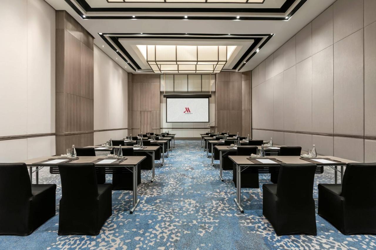 Clark Marriott Hotel Mabalacat Dış mekan fotoğraf