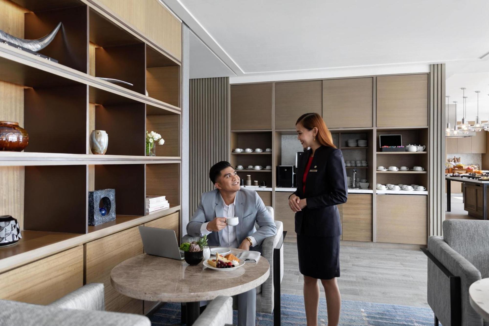 Clark Marriott Hotel Mabalacat Dış mekan fotoğraf