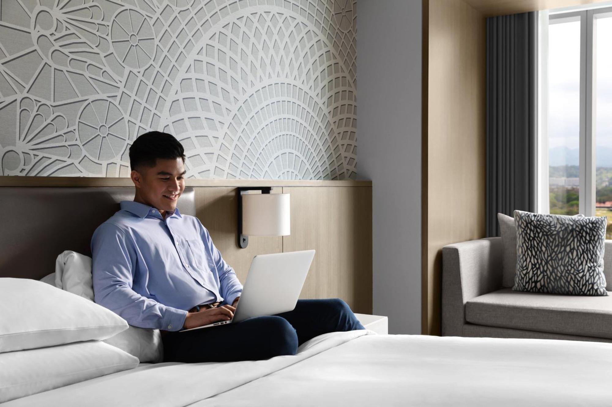 Clark Marriott Hotel Mabalacat Dış mekan fotoğraf